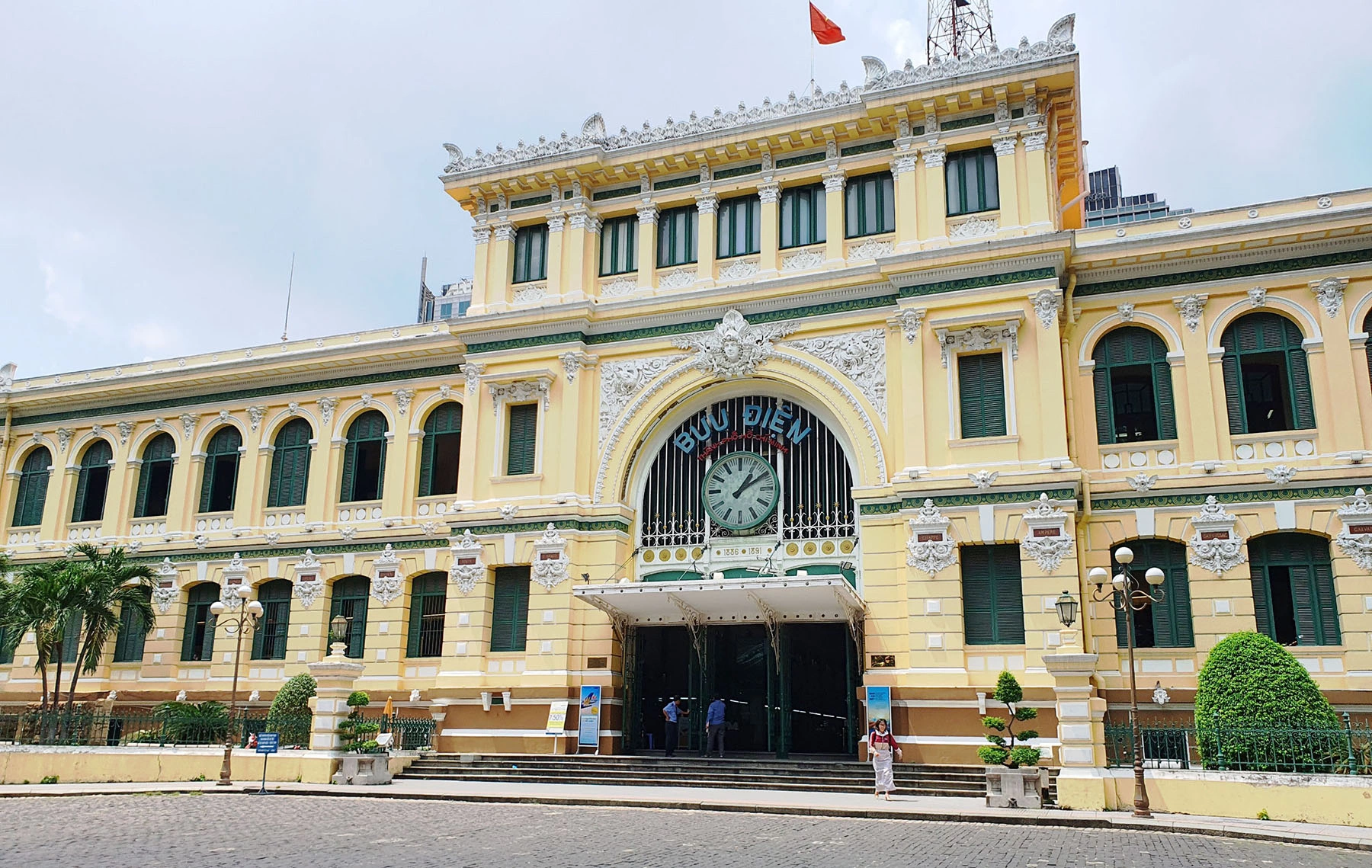 Bưu điện trung tâm thành phố
